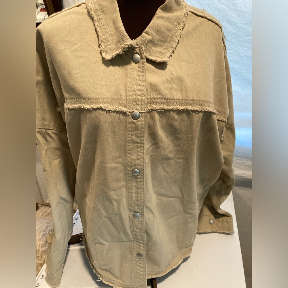 BlankNYC Tan Distressed Jacket Tan Jean Jacket W/ Frayed Edges NWOT Size XL